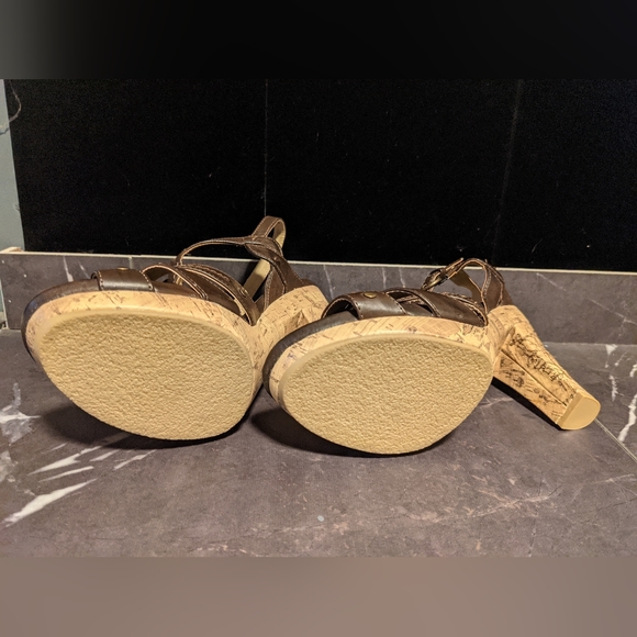 Hot Cakes, Brown Cork Bottom Heeled Sandals, Women's Size 8.5 - Picture 6 of 8